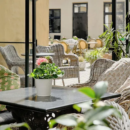 Hotel Aero