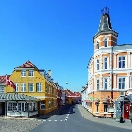 Aero Hotel