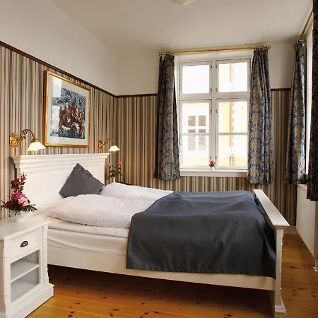 Aero Hotel 3*