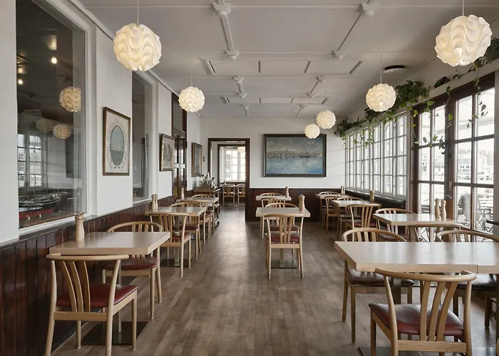 Aero 3* スベンボー